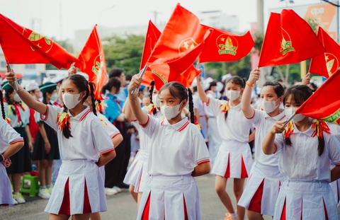 3.000 học sinh thi nghi thức và Tiếng kèn Đội ta - Ảnh 5. 3.000 học sinh thi nghi thức và Tiếng kèn Đội ta - Ảnh 5.