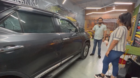 Cô nàng chi 50 triệu đồng độ Toyota Fortuner phong cách Lamborghini Urus - Ảnh 3. Cô nàng chi 50 triệu đồng độ Toyota Fortuner phong cách Lamborghini Urus - Ảnh 3.