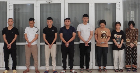 Giả danh nhân viên công ty tài chính, ngân hàng, giăng bẫy lừa 10 tỉ đồng của 500 người - Ảnh 1. Giả danh nhân viên công ty tài chính, ngân hàng, giăng bẫy lừa 10 tỉ đồng của 500 người - Ảnh 1.
