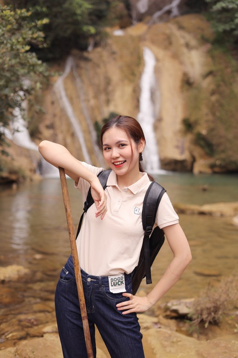 Hoa hậu Kỳ Duyên khoe sắc giữa kiệt tác thác Bản Ba - Ảnh 1. Hoa hậu Kỳ Duyên khoe sắc giữa kiệt tác thác Bản Ba - Ảnh 1.