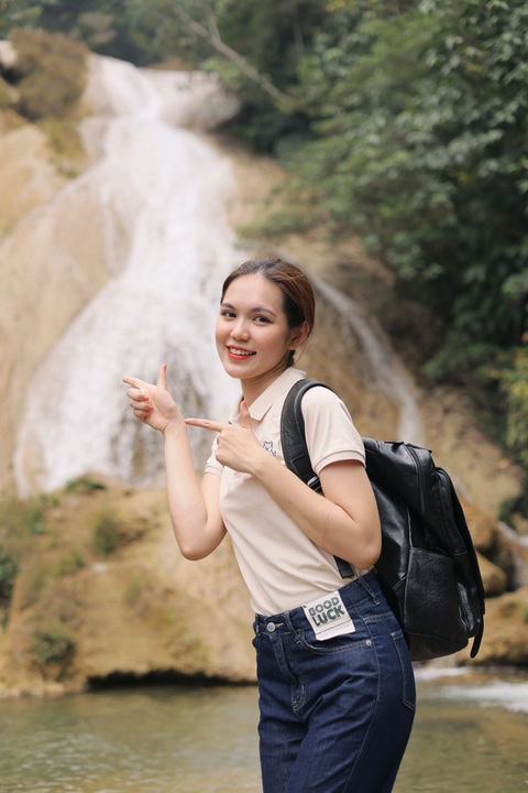 Hoa hậu Kỳ Duyên khoe sắc giữa kiệt tác thác Bản Ba - Ảnh 5. Hoa hậu Kỳ Duyên khoe sắc giữa kiệt tác thác Bản Ba - Ảnh 5.