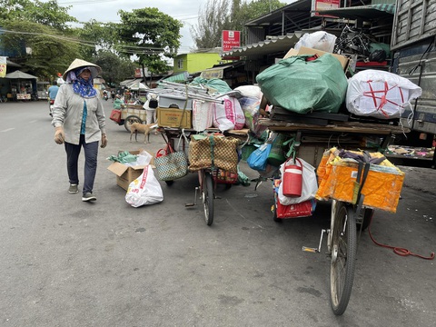 Tin tức sáng 24-4: 800 tỉ đồng xóa điểm đen giao thông; TP.HCM phát hiện nhiều biến thể COVID-19 - Ảnh 2. Tin tức sáng 24-4: 800 tỉ đồng xóa điểm đen giao thông; TP.HCM phát hiện nhiều biến thể COVID-19 - Ảnh 2.