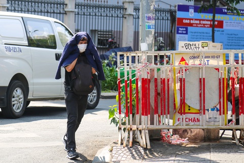 Thời tiết hôm nay 24-4: Không khí lạnh gây mưa to cho Bắc Bộ, Nam Bộ nóng hơn - Ảnh 1. Thời tiết hôm nay 24-4: Không khí lạnh gây mưa to cho Bắc Bộ, Nam Bộ nóng hơn - Ảnh 1.