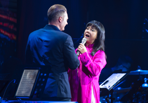 Ánh Tuyết tái xuất song ca cùng Kyo York sau 10 năm vắng bóng - Ảnh 5. Ánh Tuyết tái xuất song ca cùng Kyo York sau 10 năm vắng bóng - Ảnh 5.