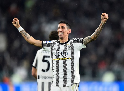 Thắng Juve, Napoli sắp vô địch lần đầu tiên kể từ thời Maradona - Ảnh 2. Thắng Juve, Napoli sắp vô địch lần đầu tiên kể từ thời Maradona - Ảnh 2.