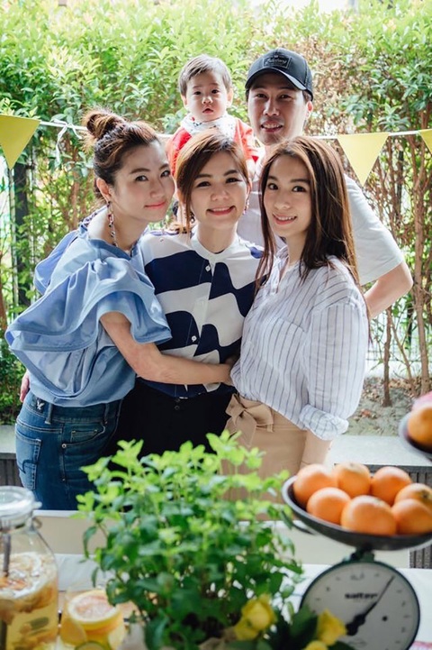 Ella (S.H.E) tiết lộ không ‘thèm ngủ chung với chồng dù đã kết hôn 11 năm - Ảnh 1. Ella (S.H.E) tiết lộ không ‘thèm ngủ chung với chồng dù đã kết hôn 11 năm - Ảnh 1.