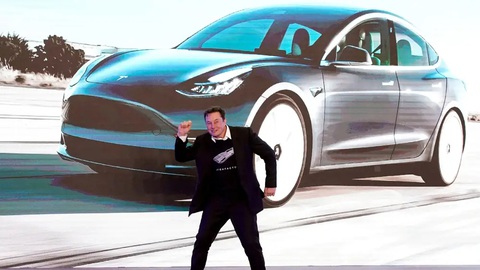 Vì sao Elon Musk vẫn chơi bài giảm giá xe điện Tesla? - Ảnh 2. Vì sao Elon Musk vẫn chơi bài giảm giá xe điện Tesla? - Ảnh 2.