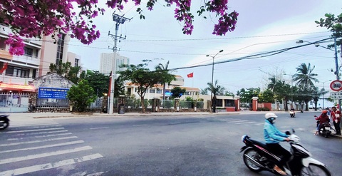 Khánh Hòa sẽ dời trụ sở các sở, ngành về khu Đồng Bò - Ảnh 1. Khánh Hòa sẽ dời trụ sở các sở, ngành về khu Đồng Bò - Ảnh 1.