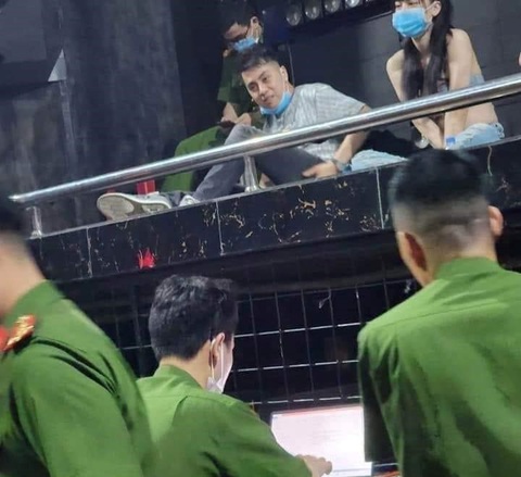 DJ Thái Hoàng bị bắt vì tàng trữ ma túy - Ảnh 1. DJ Thái Hoàng bị bắt vì tàng trữ ma túy - Ảnh 1.