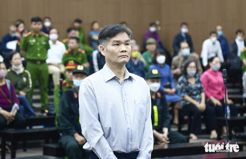 Tiến sĩ dạy làm giàu’ lãnh án tù chung thân - Ảnh 1. Tiến sĩ dạy làm giàu’ lãnh án tù chung thân - Ảnh 1.