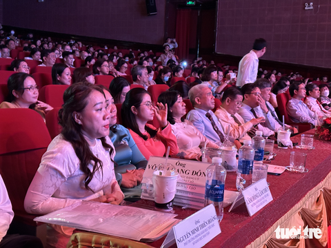 Hơn 2.100 học sinh tiểu học TP.HCM thi nhạc kịch tiếng Anh về lịch sử Việt Nam - Ảnh 3. Hơn 2.100 học sinh tiểu học TP.HCM thi nhạc kịch tiếng Anh về lịch sử Việt Nam - Ảnh 3.