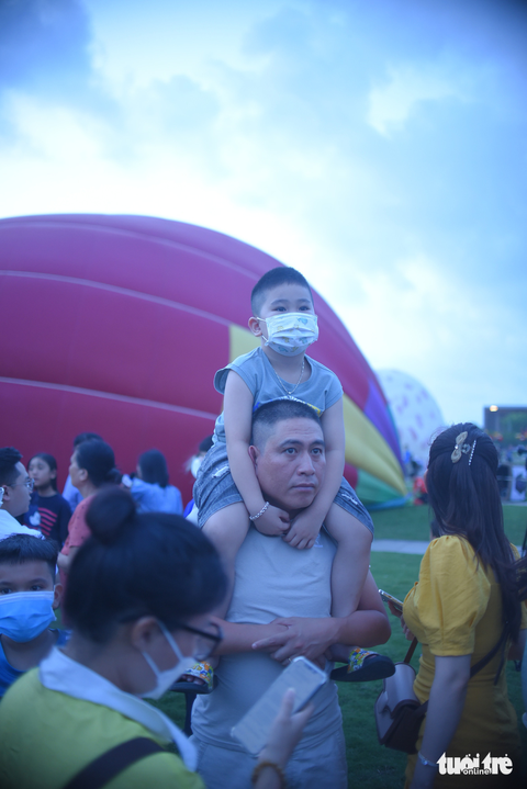 Lần đầu nhiều khinh khí cầu xuất hiện ở Quy Nhơn - Ảnh 5. Lần đầu nhiều khinh khí cầu xuất hiện ở Quy Nhơn - Ảnh 5.