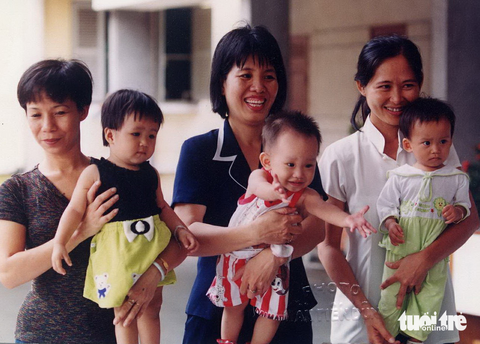 Cô bé ống nghiệm đầu tiên của Việt Nam bước vào tuổi 25 - Ảnh 1. Cô bé ống nghiệm đầu tiên của Việt Nam bước vào tuổi 25 - Ảnh 1.