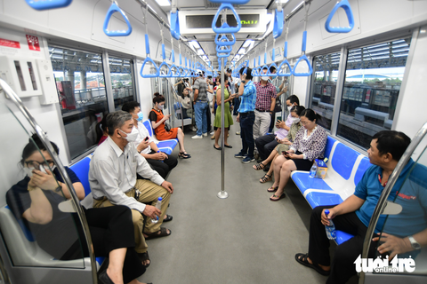 Tàu metro số 1 chạy thử nghiệm vận tốc 50km/h - Ảnh 4. Tàu metro số 1 chạy thử nghiệm vận tốc 50km/h - Ảnh 4.