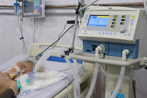 Người đàn ông 54 tuổi tử vong vì mắc COVID-19 và các bệnh tim mạch - Ảnh 1. Người đàn ông 54 tuổi tử vong vì mắc COVID-19 và các bệnh tim mạch - Ảnh 1.