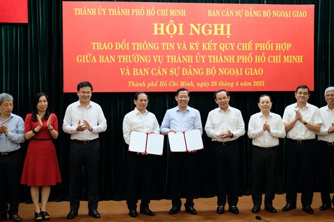 Bộ Ngoại giao hỗ trợ xây dựng chiến lược đối ngoại cho TP.HCM - Ảnh 1. Bộ Ngoại giao hỗ trợ xây dựng chiến lược đối ngoại cho TP.HCM - Ảnh 1.