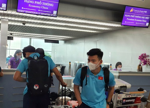 U22 Việt Nam lên đường sang Campuchia dự SEA Games - Ảnh 4. U22 Việt Nam lên đường sang Campuchia dự SEA Games - Ảnh 4.
