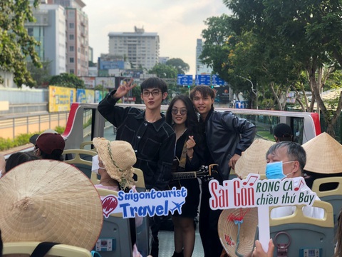 Saigontourist Travel tặng du khách chuyến tham quan Trụ sở UBND TP.HCM - Ảnh 2. Du khách tham gia chùm tour “Tôi yêu Sài Gòn” của Saigontourist Travel sẽ được tham quan miễn phí trụ sở HĐND và UBND TP.HCM