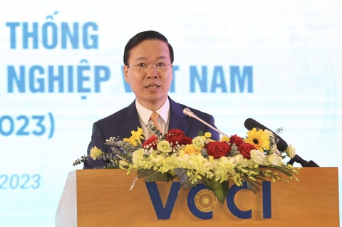 Chủ tịch nước Võ Văn Thưởng: Doanh nhân phải đặt lợi ích doanh nghiệp gắn liền với đất nước - Ảnh 1. Chủ tịch nước Võ Văn Thưởng: Doanh nhân phải đặt lợi ích doanh nghiệp gắn liền với đất nước - Ảnh 1.