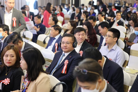 Chủ tịch nước Võ Văn Thưởng: Doanh nhân phải đặt lợi ích doanh nghiệp gắn liền với đất nước - Ảnh 3. Chủ tịch nước Võ Văn Thưởng: Doanh nhân phải đặt lợi ích doanh nghiệp gắn liền với đất nước - Ảnh 3.