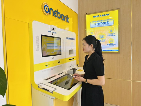 Nghỉ lễ, khách hàng vẫn có thể giao dịch ngân hàng chỉ bằng ‘một chạm’ - Ảnh 2. ONEBANK đáp ứng tối đa nhu cầu giao dịch ngân hàng - Ảnh: NamABank