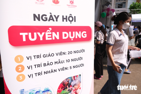 1.000 sinh viên ngành giáo dục mầm non tìm cơ hội tại ngày hội việc làm - Ảnh 6. 1.000 sinh viên ngành giáo dục mầm non tìm cơ hội tại ngày hội việc làm - Ảnh 6.