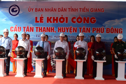 Hơn 145 tỉ đồng xây cầu xóa thế cô lập huyện Tân Phú Đông - Ảnh 1. Hơn 145 tỉ đồng xây cầu xóa thế cô lập huyện Tân Phú Đông - Ảnh 1.