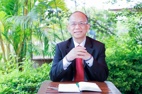 Chuyên gia kinh tế, Tiến sĩ Nguyễn Minh Phong Chuyên gia kinh tế, Tiến sĩ Nguyễn Minh Phong