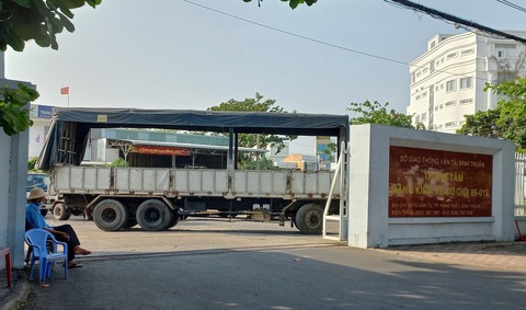 Trung tâm đăng kiểm 86-01S ở tỉnh Bình Thuận - Ảnh: MAI THỨC Trung tâm đăng kiểm 86-01S ở tỉnh Bình Thuận - Ảnh: MAI THỨC