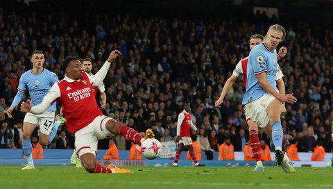 Phơi áo trước Man City, ngôi đầu bảng của Arsenal lung lay - Ảnh 4. Phơi áo trước Man City, ngôi đầu bảng của Arsenal lung lay - Ảnh 4.