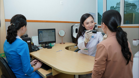 Bảo vệ da mùa nắng nóng: Cần giữ cơ thể sạch sẽ - Ảnh 1. Bảo vệ da mùa nắng nóng: Cần giữ cơ thể sạch sẽ - Ảnh 1.