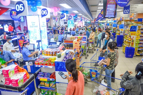 Chưa đến chính lễ nhưng lượng khách đến hệ thống Co.opmart, Co.opXtra rất đông - Ảnh: QUANG ĐỊNH Chưa đến chính lễ nhưng lượng khách đến hệ thống Co.opmart, Co.opXtra rất đông - Ảnh: QUANG ĐỊNH