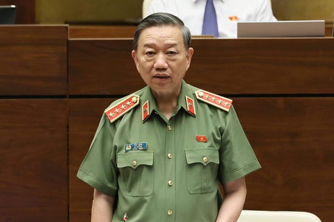 Đại tướng Tô Lâm nêu loạt đại án 'xử lý một vụ cảnh tỉnh cả vùng, cả lĩnh vực' - Ảnh 1. Đại tướng Tô Lâm - bộ trưởng Bộ Công an - Ảnh: GIA HÂN