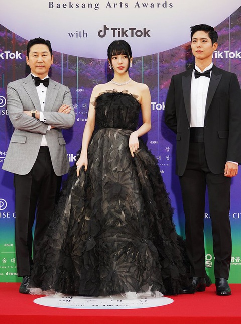Nữ luật sư tự kỷ Park Eun Bin giành giải cao nhất tại Baeksang 2023 - Ảnh 4. Nữ luật sư tự kỷ Park Eun Bin giành giải cao nhất tại Baeksang 2023 - Ảnh 4.