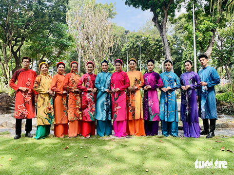 Festival Hoa lan TP.HCM đón người dân đến vui chơi dịp 30-4 - Ảnh 4. Festival Hoa lan TP.HCM đón người dân đến vui chơi dịp 30-4 - Ảnh 4.