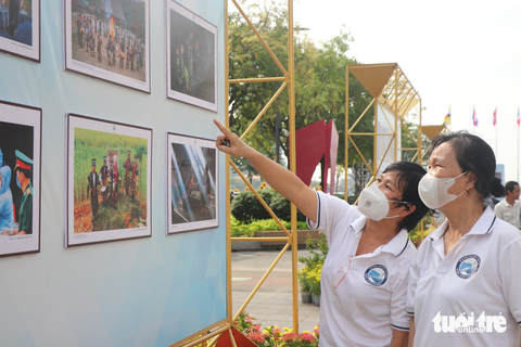 Tự hào một dải biên cương tại phố đi bộ Nguyễn Huệ - Ảnh 2. Tự hào một dải biên cương tại phố đi bộ Nguyễn Huệ - Ảnh 2.
