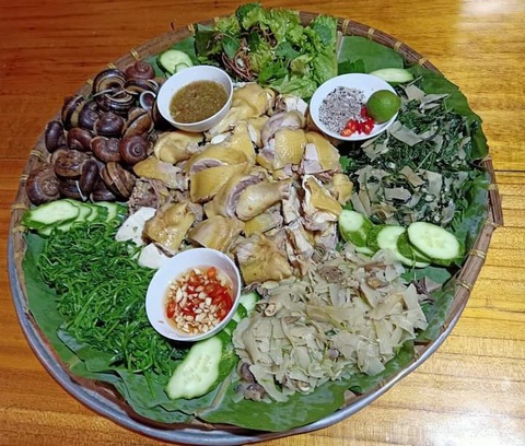 Khu du lịch Pù Luông kín phòng, đón trên 1.500 khách mỗi ngày - Ảnh 5. Khu du lịch Pù Luông kín phòng, đón trên 1.500 khách mỗi ngày - Ảnh 5.