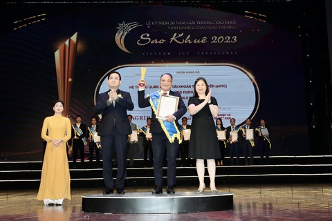 Sao khuê 2023: Agribank E-Mobile Banking đạt top Giải pháp phần mềm và CNTT xuất sắc - Ảnh 1. Giải pháp eKYC trên ứng dụng Agribank E-Mobile Banking đạt top Sao Khuê 2023