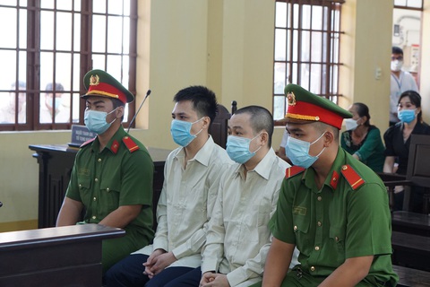 Diễn viên Hữu Tín hầu tòa sáng nay 28-4 - Ảnh 1.