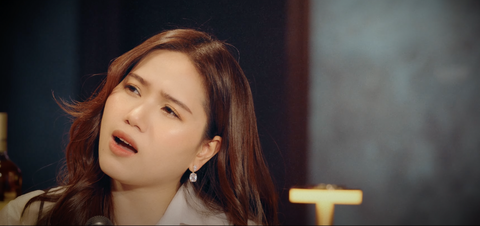 Hươu Thần cùng Tí Nâu hội ngộ đầy cảm xúc qua Dù khóc một dòng sông - Ảnh 4. Hươu Thần cùng Tí Nâu hội ngộ đầy cảm xúc qua Dù khóc một dòng sông - Ảnh 4.