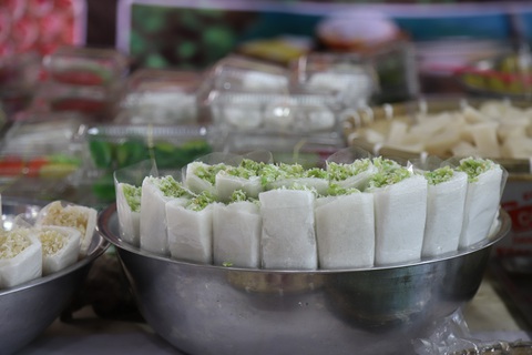 Về Cần Thơ ăn bánh dân gian và nhớ ký ức tuổi thơ - Ảnh 6. Về Cần Thơ ăn bánh dân gian và nhớ ký ức tuổi thơ - Ảnh 6.
