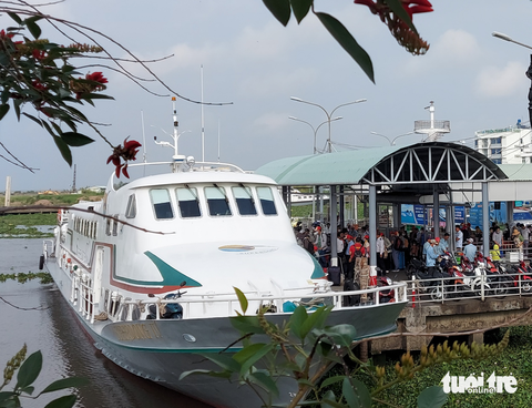 Tăng chuyến phà, tàu cao tốc đưa đón khách ra Phú Quốc chơi lễ - Ảnh 1. Tăng chuyến phà, tàu cao tốc đưa đón khách ra Phú Quốc chơi lễ - Ảnh 1.