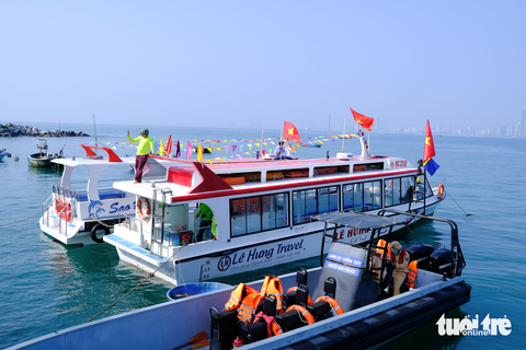 Đà Nẵng mở tuyến du lịch biển quanh bán đảo Sơn Trà - Ảnh 2. Đà Nẵng mở tuyến du lịch biển quanh bán đảo Sơn Trà - Ảnh 2.