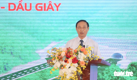 Thủ tướng khánh thành hai cao tốc Phan Thiết - Dầu Giây và Mai Sơn - quốc lộ 45 - Ảnh 6. Thủ tướng khánh thành hai cao tốc Phan Thiết - Dầu Giây và Mai Sơn - quốc lộ 45 - Ảnh 6.