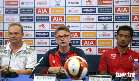 HLV Troussier: Các đội ở SEA Games đều mạnh như nhau - Ảnh 1. HLV Troussier: Các đội ở SEA Games đều mạnh như nhau - Ảnh 1.