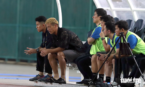 Cảm xúc của HLV Keisuke Honda khi U22 Campuchia thắng đậm Timor Leste - Ảnh 4. Cảm xúc của HLV Keisuke Honda khi U22 Campuchia thắng đậm Timor Leste - Ảnh 4.