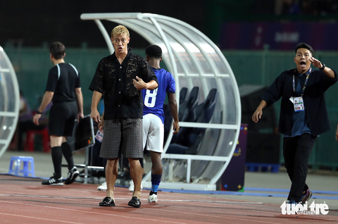 Cảm xúc của HLV Keisuke Honda khi U22 Campuchia thắng đậm Timor Leste - Ảnh 7. Cảm xúc của HLV Keisuke Honda khi U22 Campuchia thắng đậm Timor Leste - Ảnh 7.