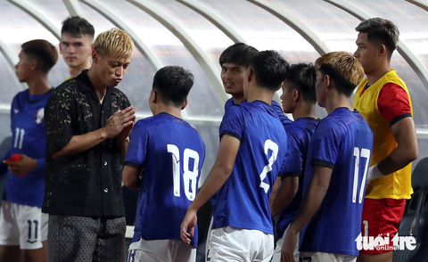 Cảm xúc của HLV Keisuke Honda khi U22 Campuchia thắng đậm Timor Leste - Ảnh 10. Cảm xúc của HLV Keisuke Honda khi U22 Campuchia thắng đậm Timor Leste - Ảnh 10.