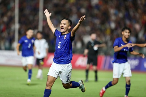 Điều đặc biệt về cầu thủ lập cú đúp đầu tiên tại SEA Games 32 - Ảnh 3. Điều đặc biệt về cầu thủ lập cú đúp đầu tiên tại SEA Games 32 - Ảnh 3.