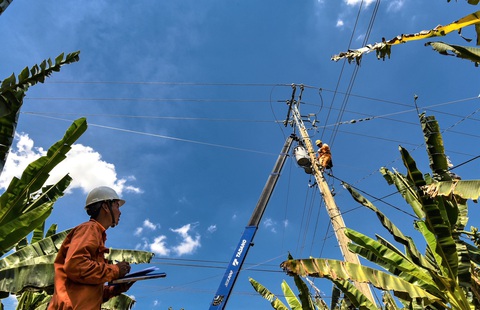 Điện lực miền Nam: Sẵn sàng đảm bảo cấp điện 21 tỉnh phía Nam trong dịp lễ - Ảnh 5. Điện lực miền Nam: Sẵn sàng đảm bảo cấp điện 21 tỉnh phía Nam trong dịp lễ - Ảnh 5.